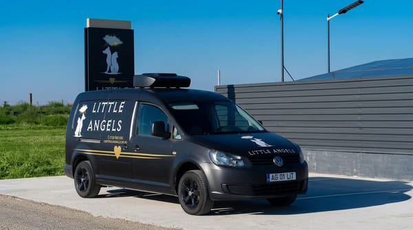 Mașină Little Angels — transport funerar autorizat